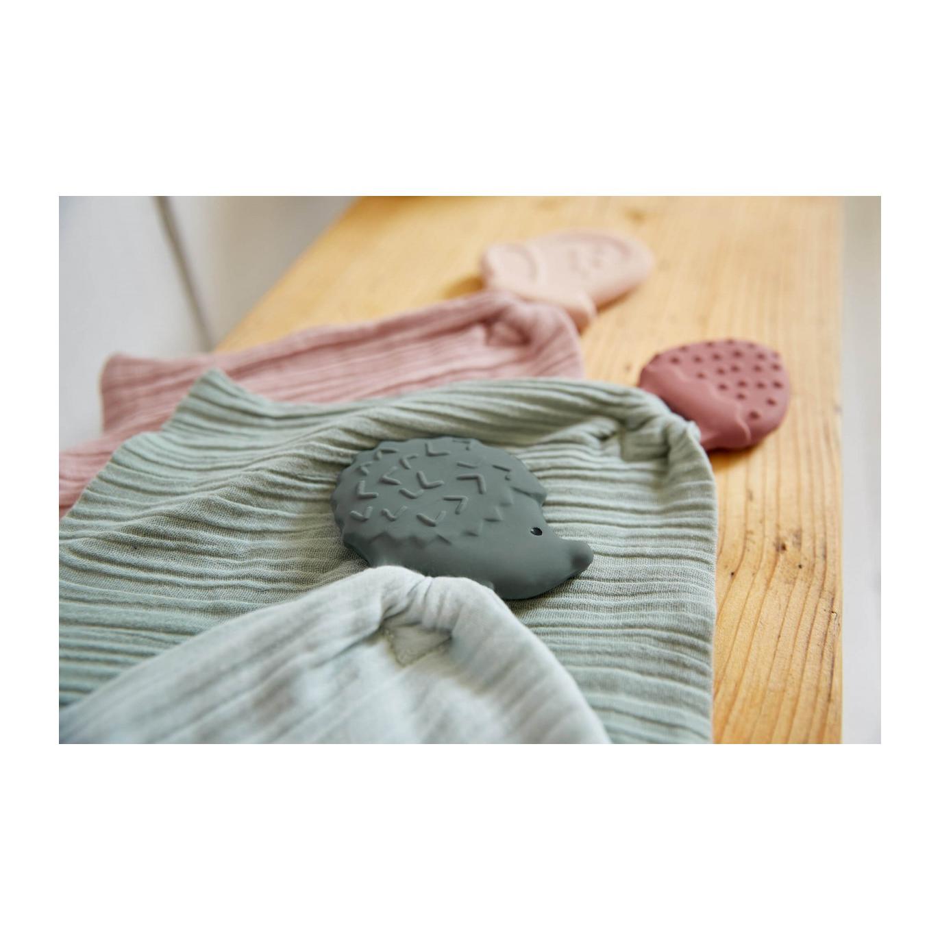 Grey hedgehog teether muslin cloth Lässig