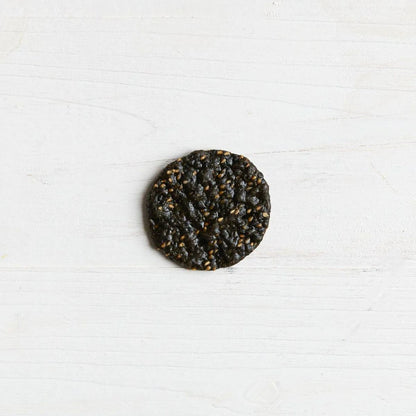 Clearspring Organic Brown Rice and Black Sesame Crackers 40 g
