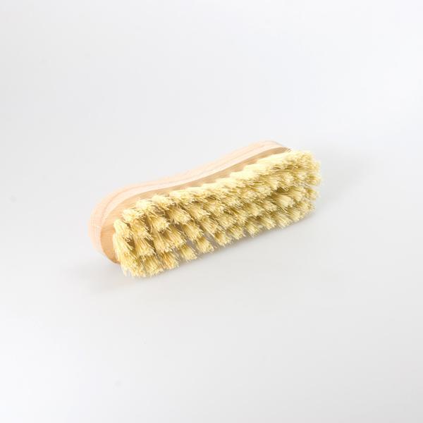 Scrubbing/cleaning brush