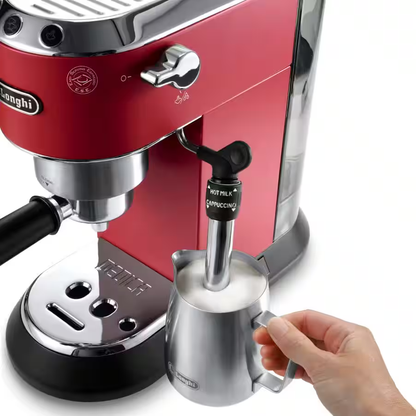 Delonghi Dedica Style Macchina da caffè manuale Espresso e Cappuccino EC685.R rossa